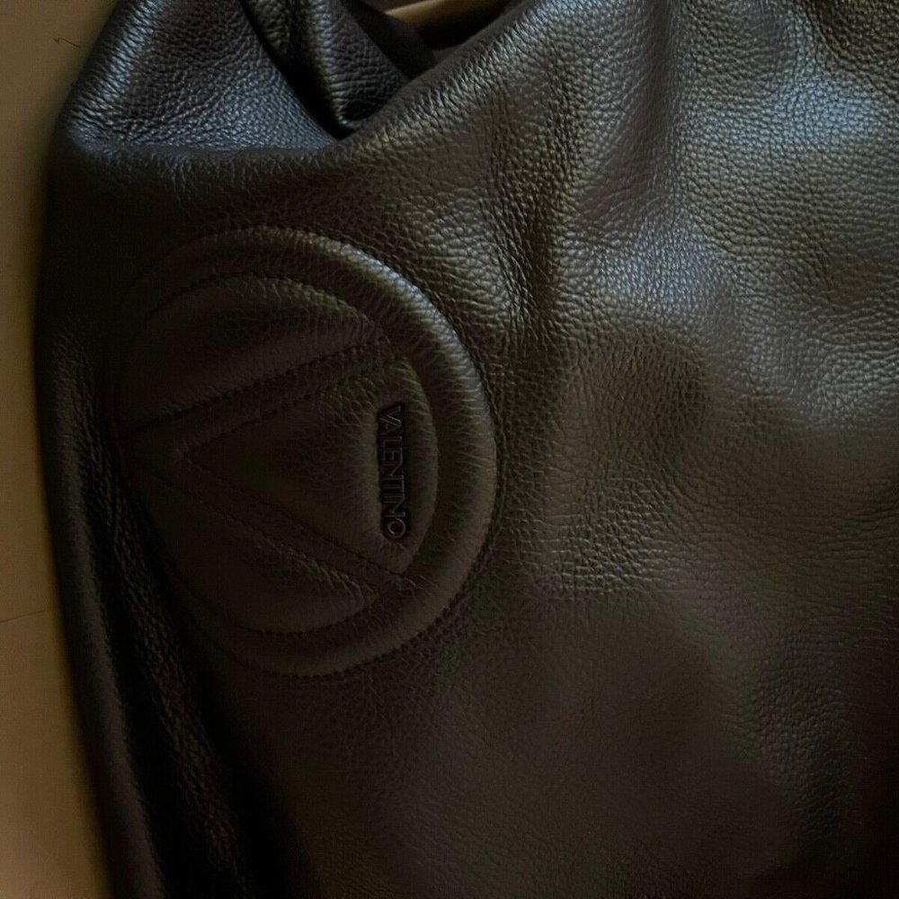 Mario Valentino black purse- Excellent condition - Picture 2 of 10